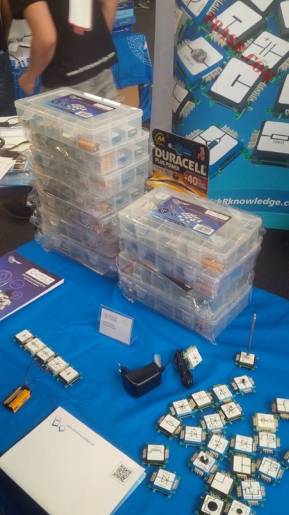 c_makerworld2015_08